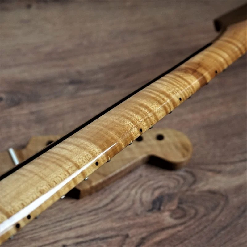 Roasted Maple Neck by Guitar Anatomy
