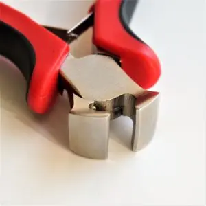Alternative view of String Cutters