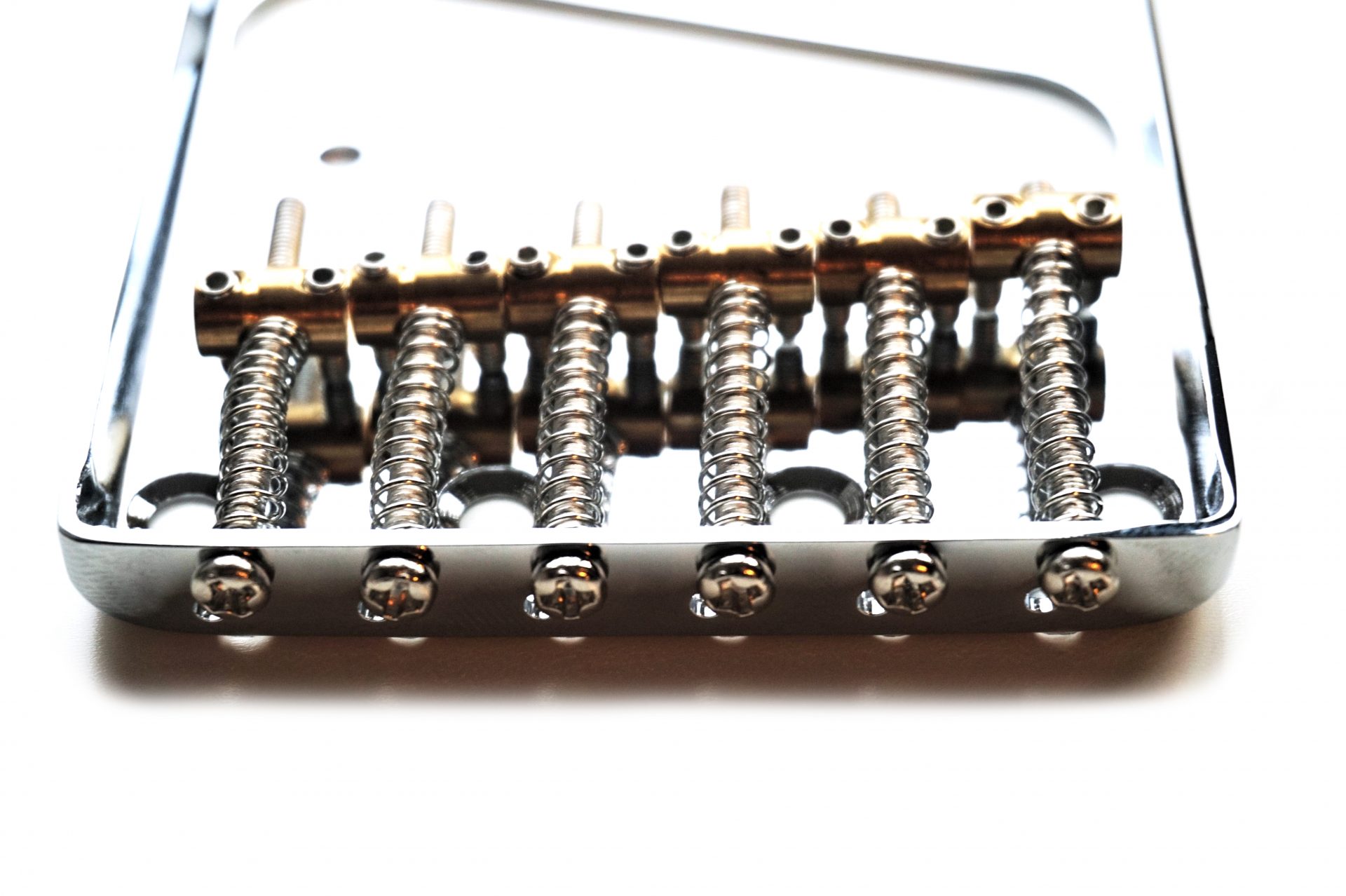 6 saddle Telecaster bridge by Guitar Anatomy