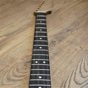 Baked Maple Paddle Neck Stratocaster - Guitar Anatomy