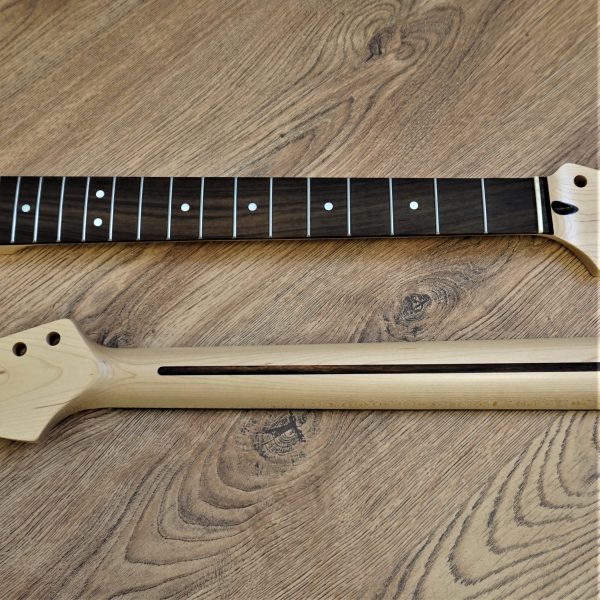 Stratocaster Guitar Neck - Guitar Anatomy