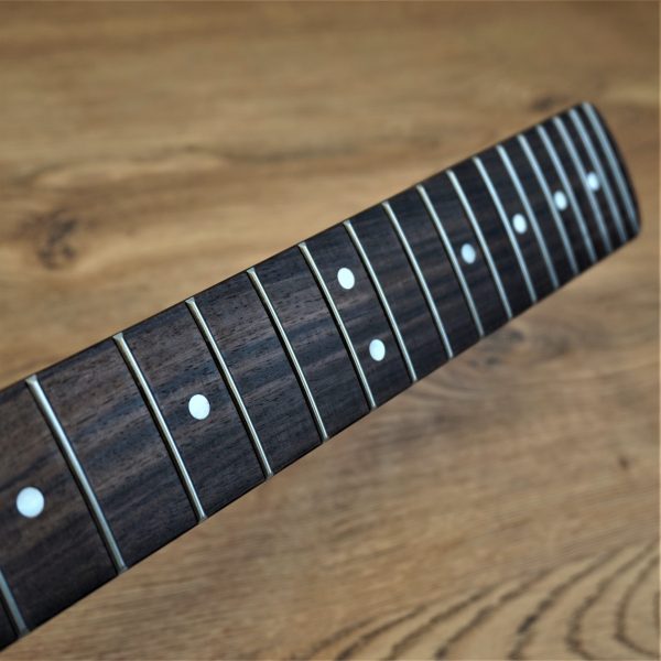 Stratocaster Guitar Neck - Guitar Anatomy