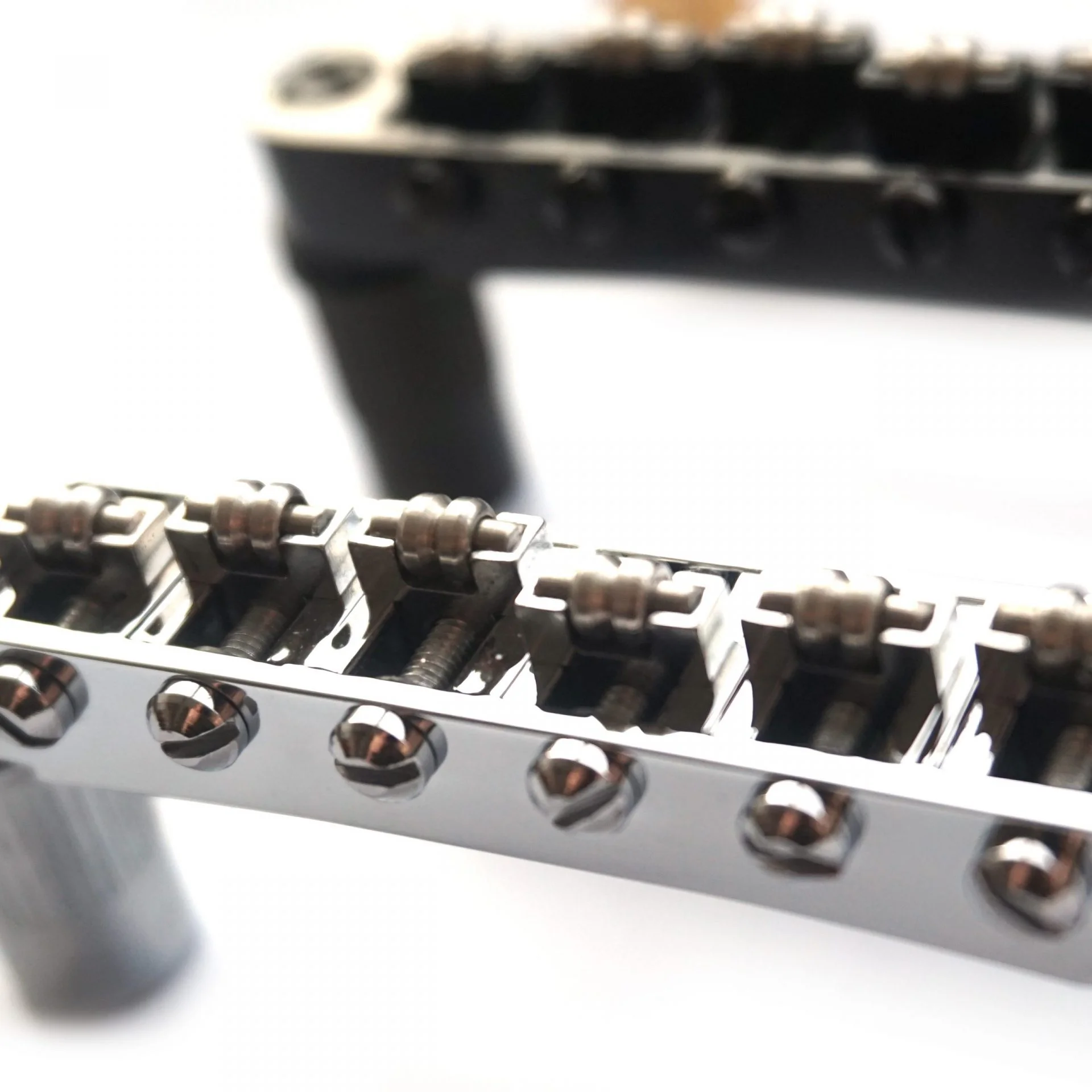 Tune-o-matic roller saddle - Guitar Anatomy