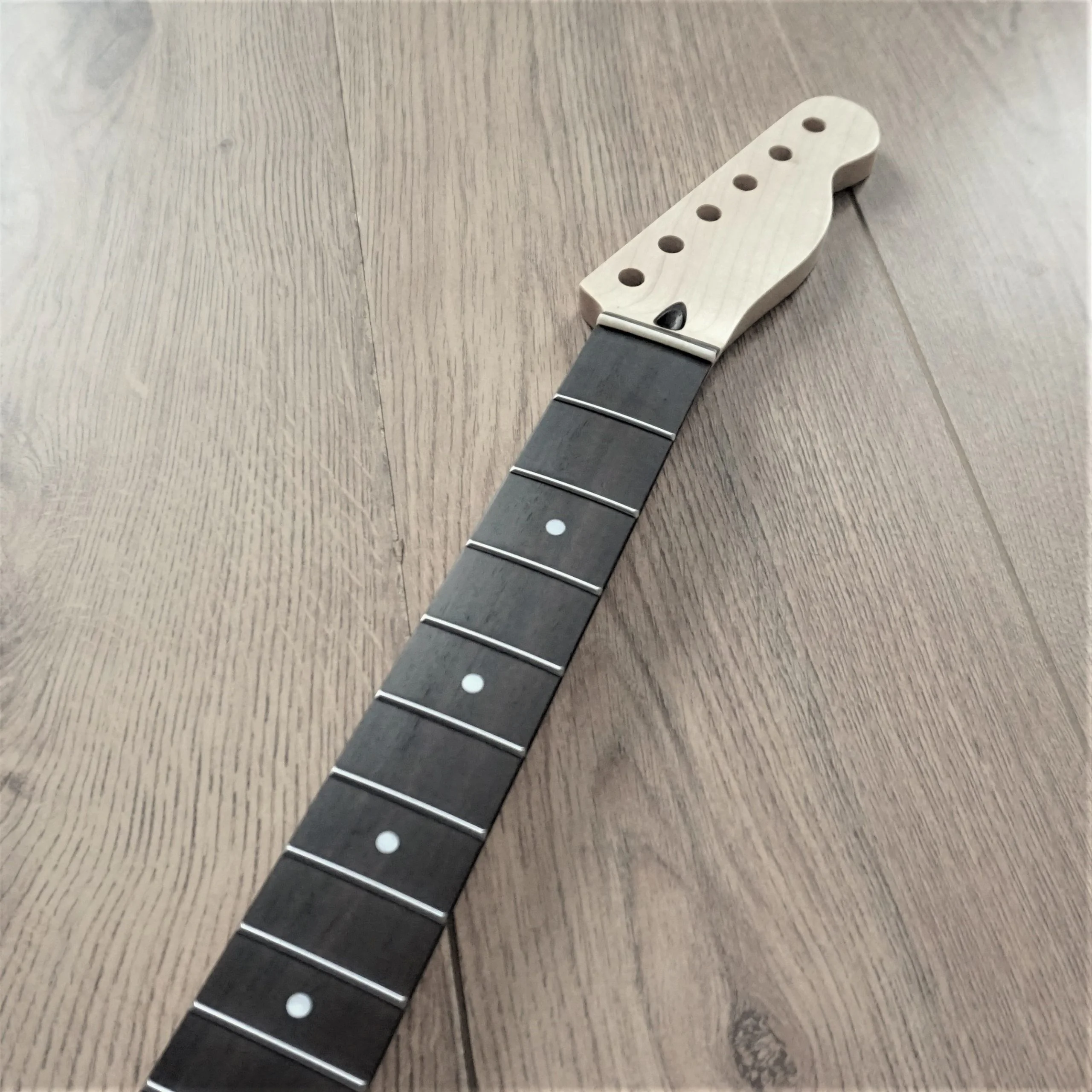 Telecaster Rosewood and Maple Neck 22 Fret Jumbo Satin | Guitar Anatomy