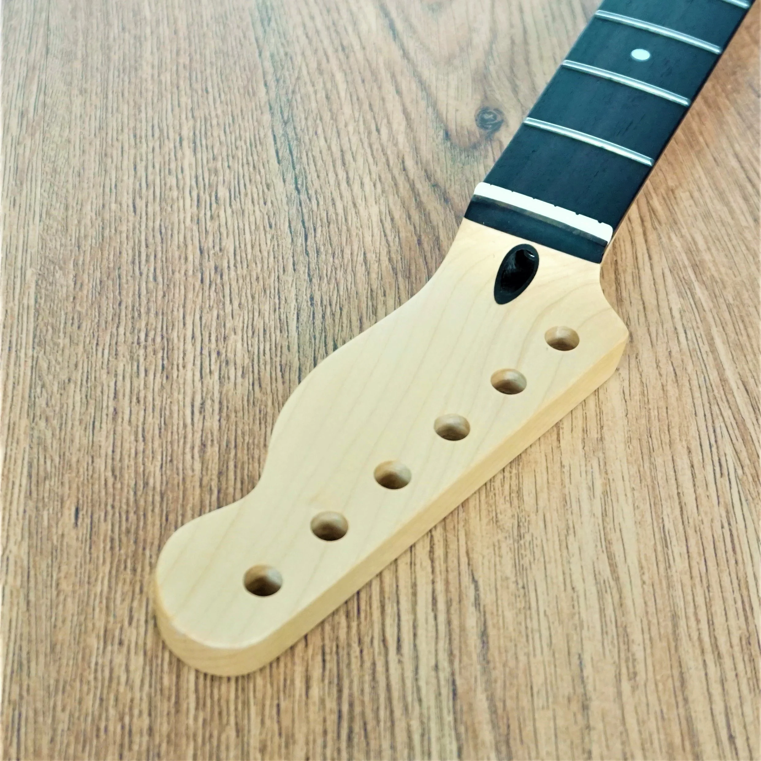 Telecaster Rosewood and Maple Neck 22 Fret Jumbo Satin | Guitar Anatomy