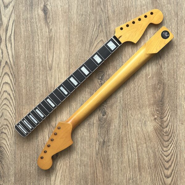 Jazzmaster Vintage Nitro Satin and Rosewood Guitar Neck Vintage Satin 21 Fret Jumbo with Pearl Inlays