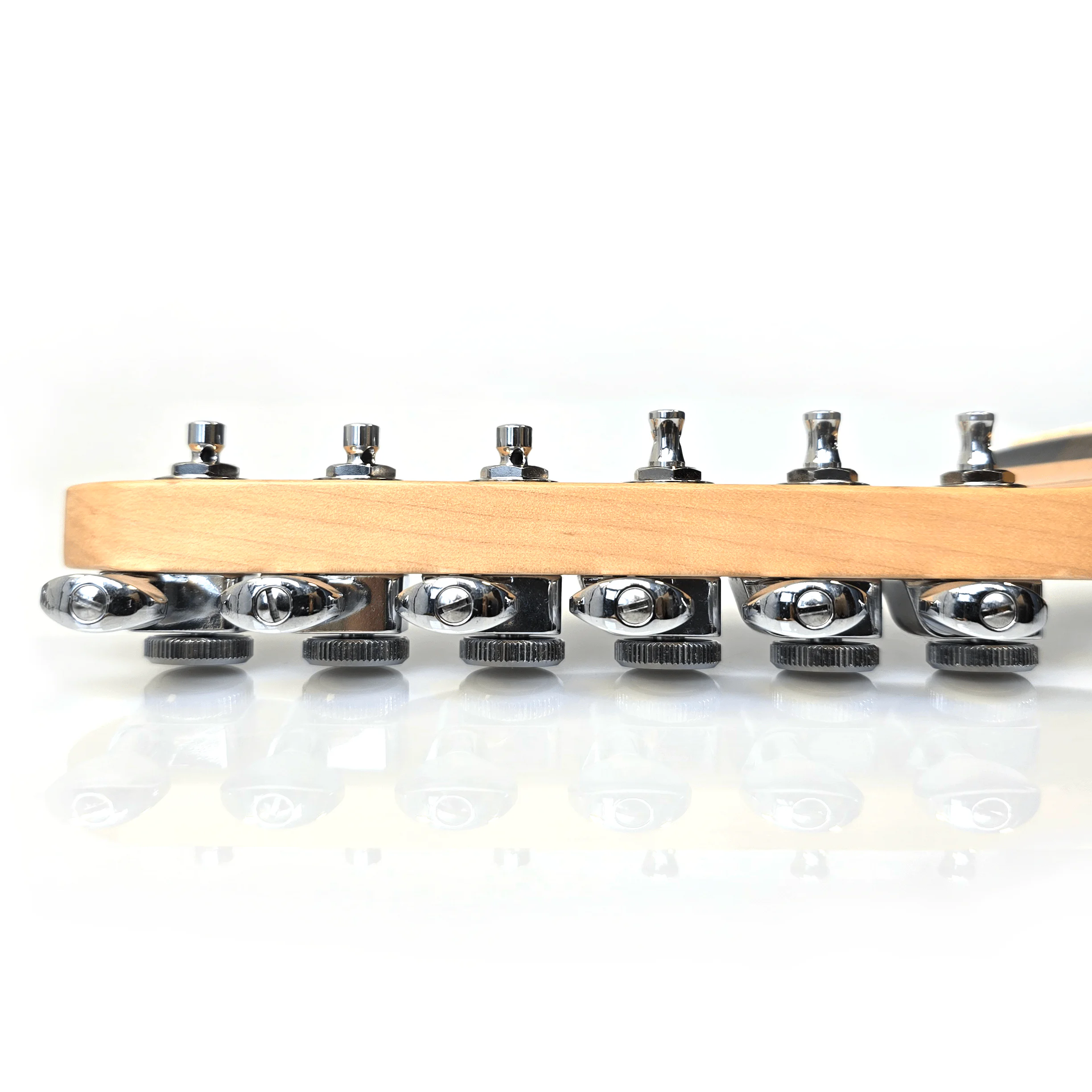 Guitar Anatomy Locking Tuners – F Compatible Two Pin Machine Heads For Stratocaster and Telecaster - Image 5