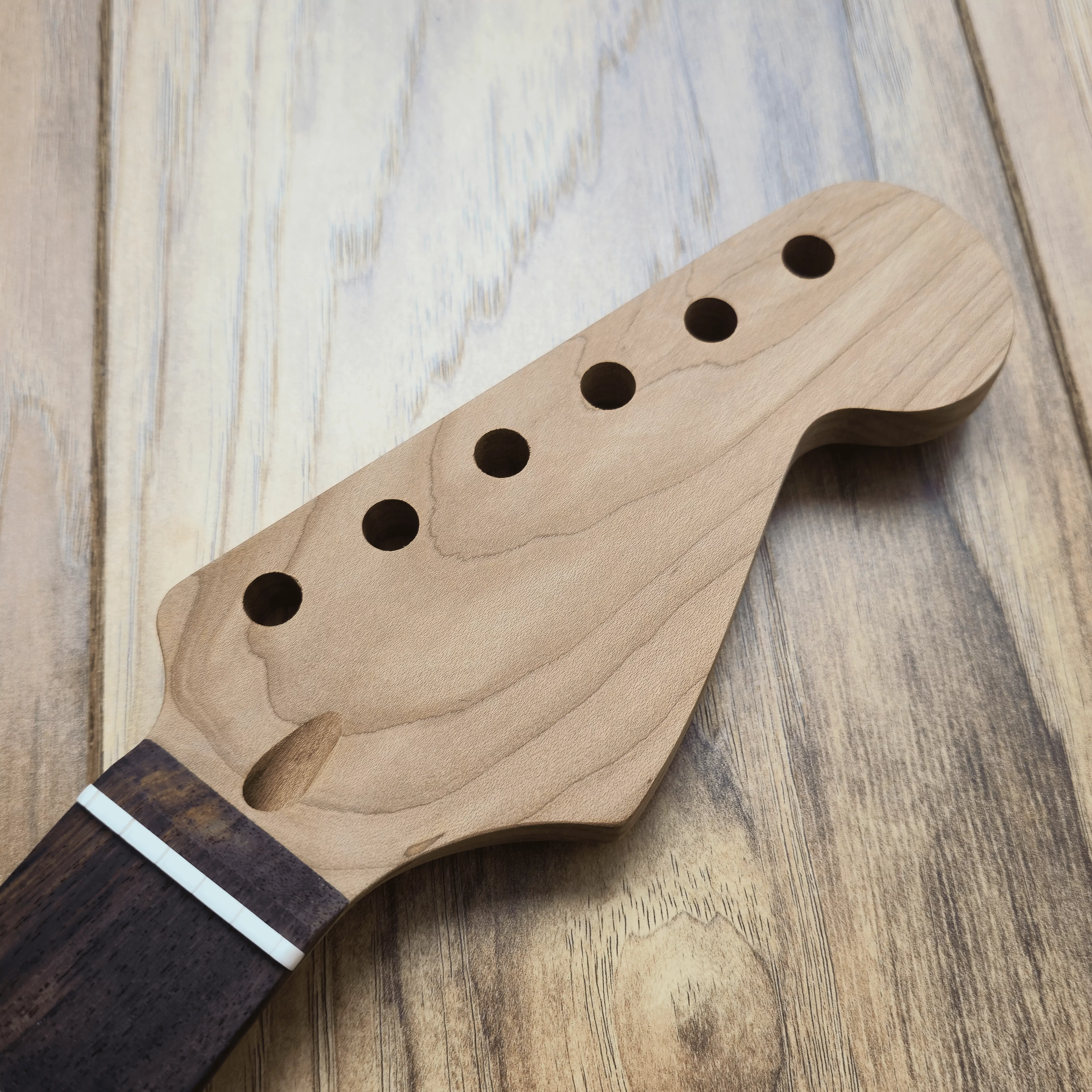 Guitar Anatomy Stratocaster Neck - Unfinished