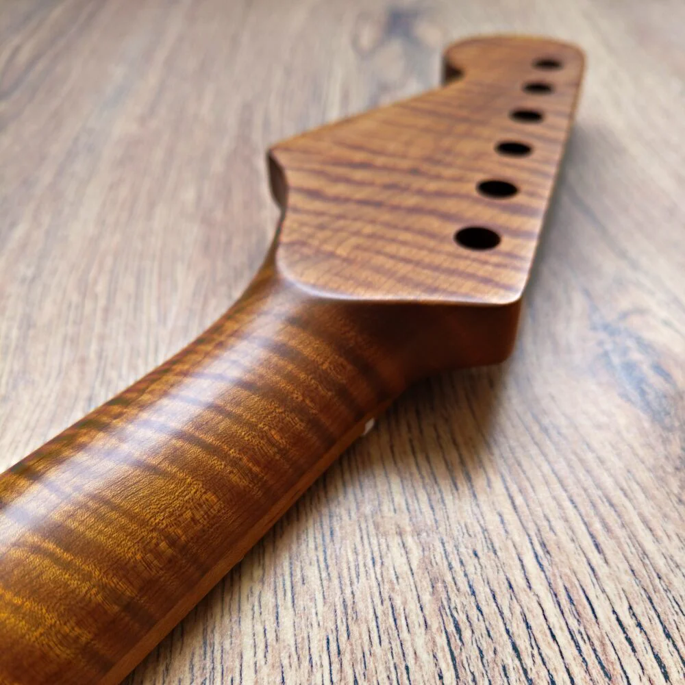 Stratocaster Compatible Roasted Flame Maple Pro Guitar Neck Satin - Image 3